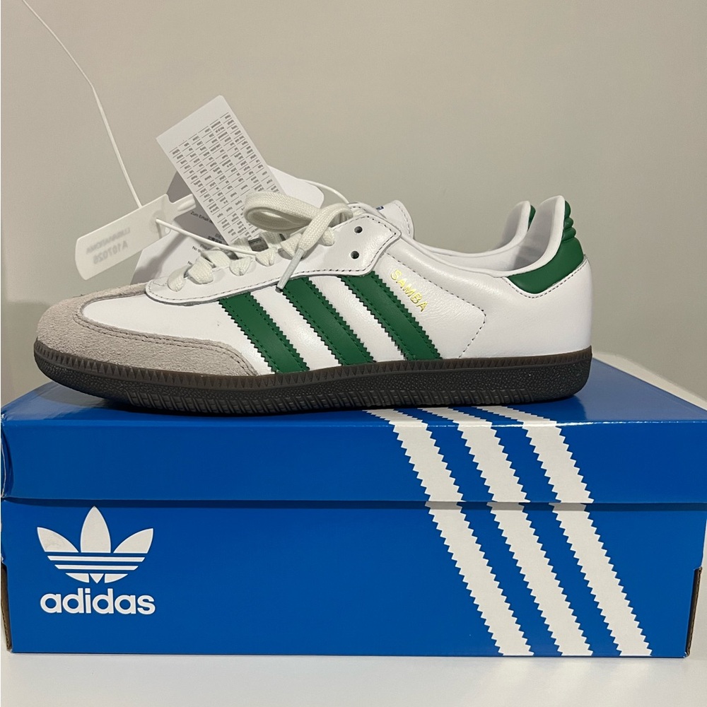 NWT ADIDAS SAMBA green/white sneakers NEW with tags. Men’s size 7 US